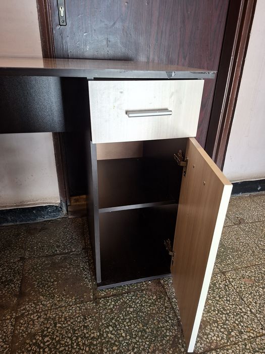 Бюро стил 1 .  .