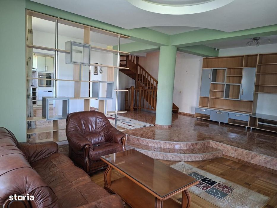 Bucov(cartier Baumaister),vila D+P+E,de vanzare