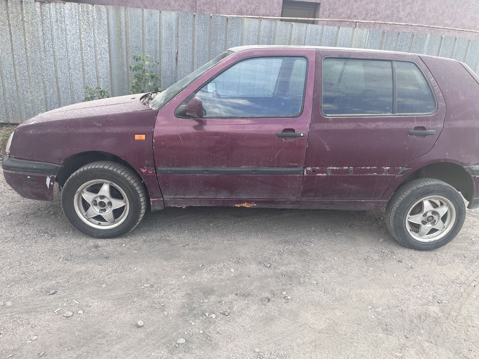 Продам Volkswagen Golf 1995 г.