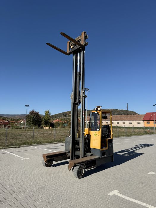 De vanzare sau da inchiriat stivuitor 4 directie combilift