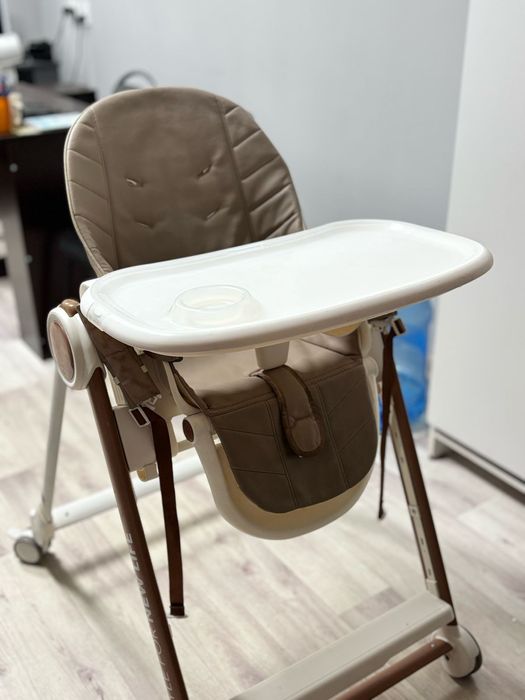 Детский стульчик для кормления