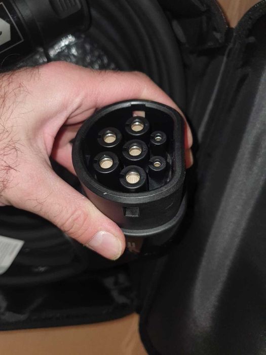 Зарядно устройство кабел зарядна станция за BYD