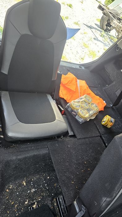 Ситроен ц4 пикасо на части