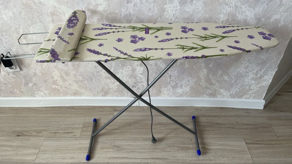 Гладильная доска, состояние отличное, недорого!