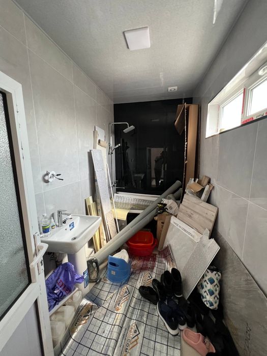 Сергели У́згариш 2 метро