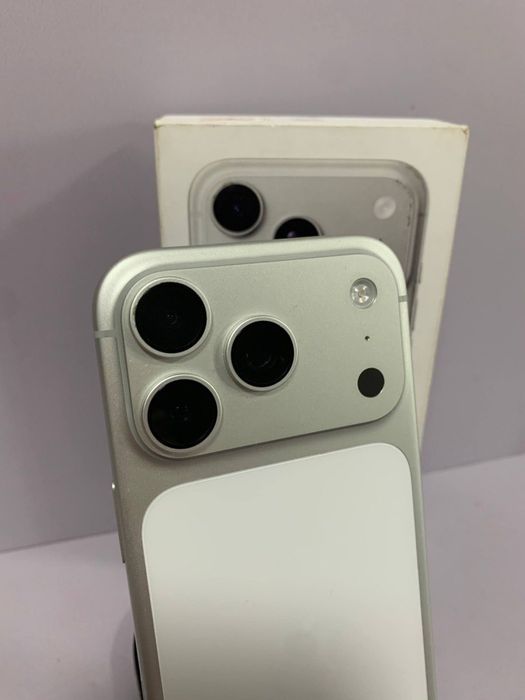 iPhone 17 Pro 256GB /eSIM / KA31508