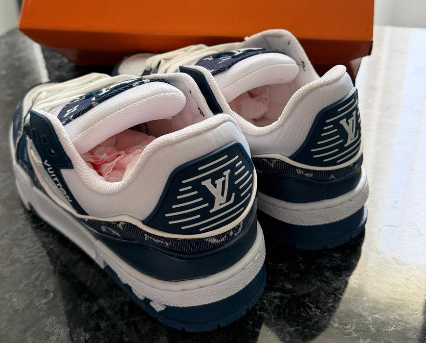 Adidasi Louis Vuitton Trainer LV - ALB - ALBASTRU- Produs Nou - Full Box