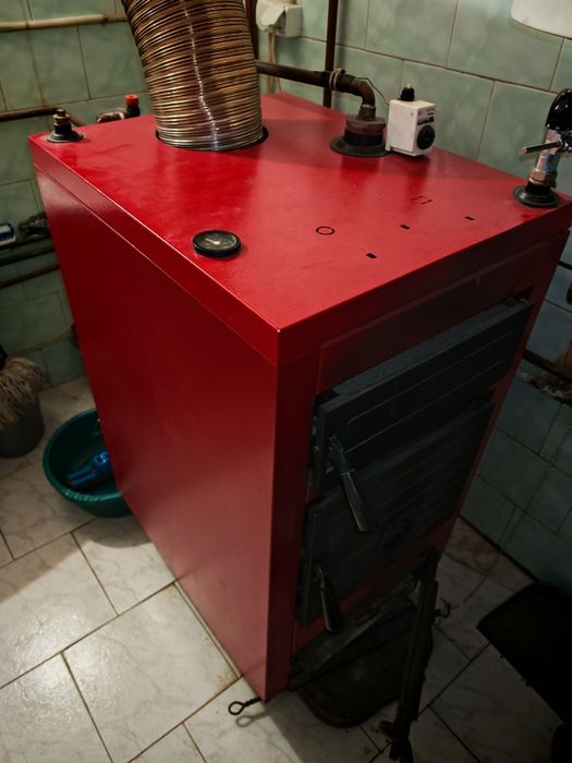 Vând cazan pe lemne și cărbuni otel str45