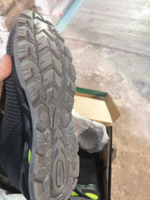 Защитни работни обувки Bwolf и Diadora