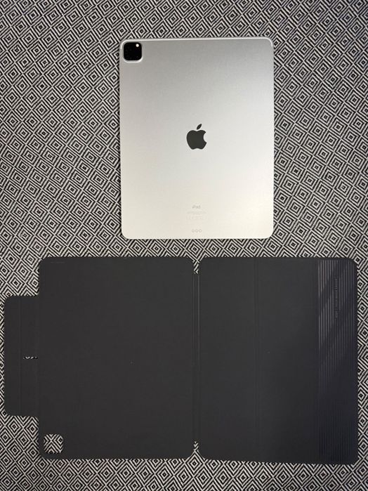 iPad Pro 12.9 Дюймов на процессоре M1