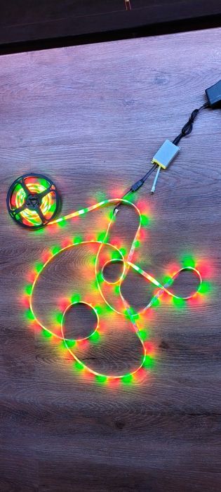 Banda Led Strip 5M RGB cu telecomanda,Nou!