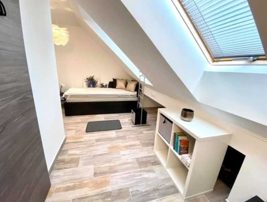 Дава се под наем Тристаен апартамент в Пловдив, Съдийски - 89 кв.м за 382.5 € - Снимка #2