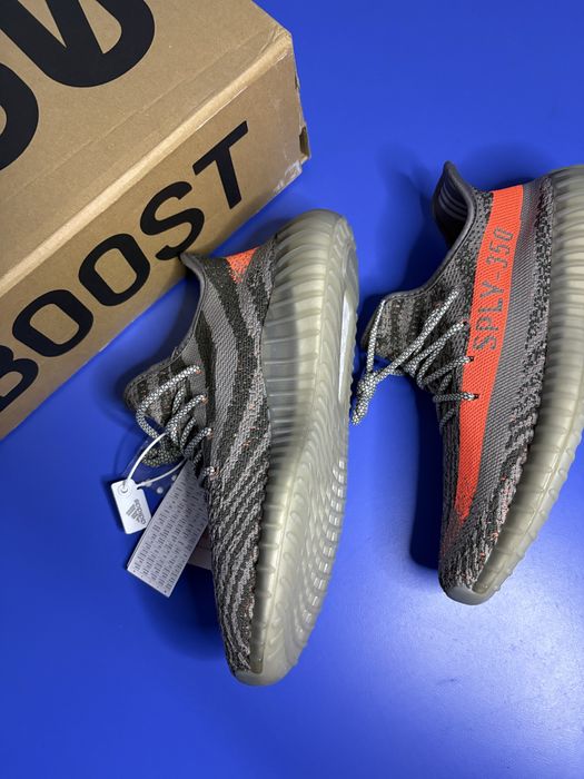 Yeezy 350v2 Beluga