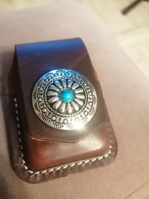 Зажигалка Зиппо огонь.