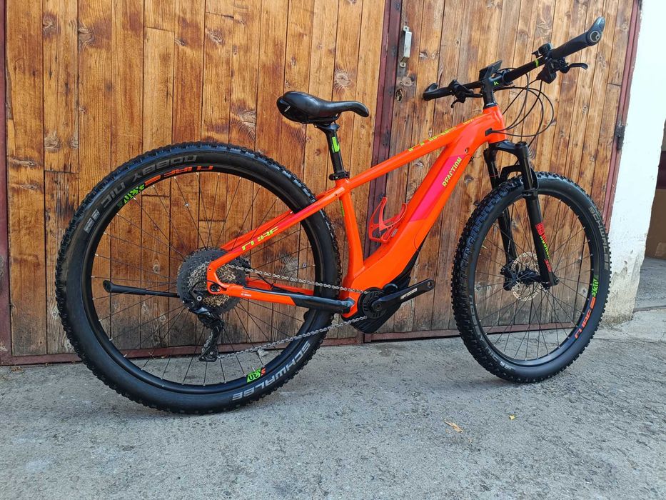 Cube Reaction Hybrid SL 500