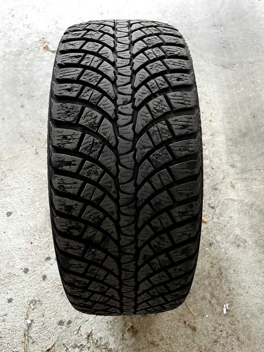 4 бр. зимни гуми Kumho WinterCraft WP71 R17 за Mercedes W204 4Matic