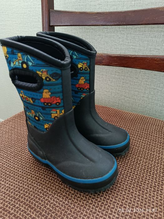 Резиновые сапоги ( см. Описание)