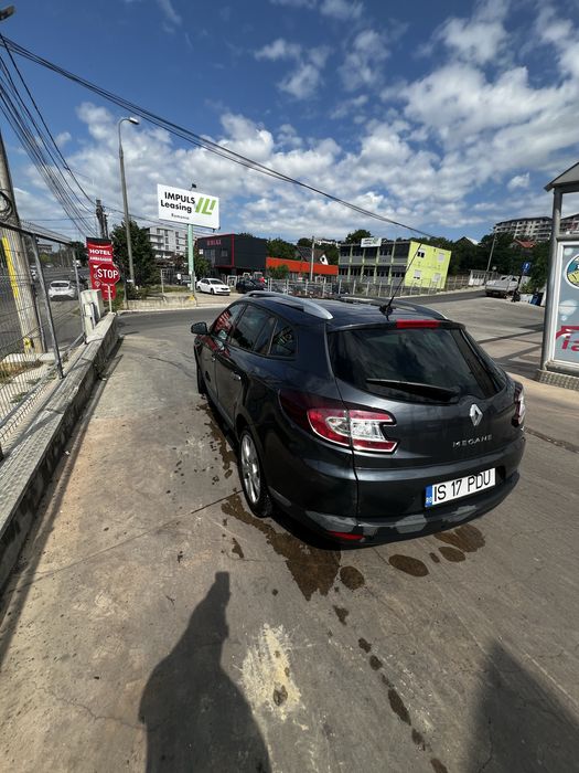 RENAULT Megane 2010 — imagine 2