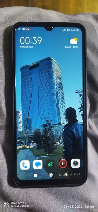 Redmi 10c 4+2.128GB karopka dakument bor aybi yoq pul zarur