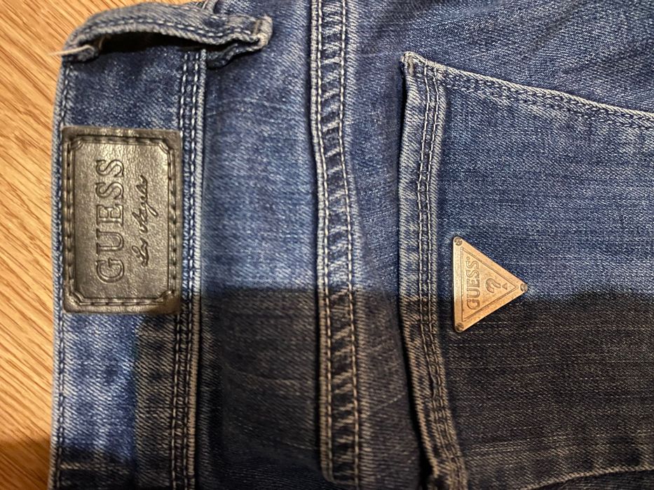 Маркови дамски дънки Guess