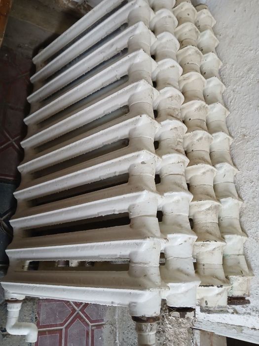 Батарея для помешение    Радиатор отпление