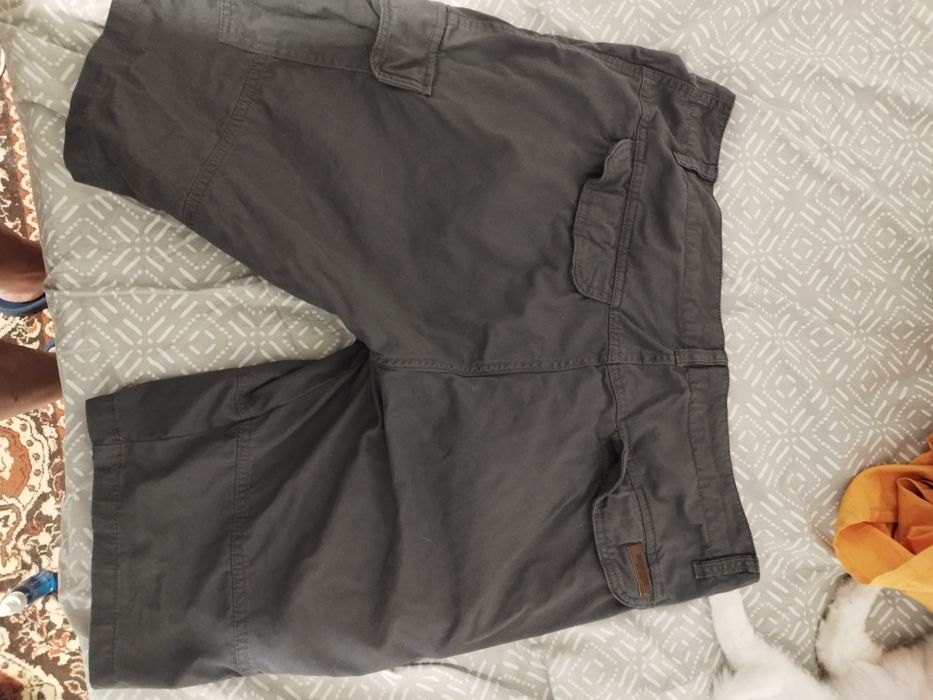 Pantaloni scurți originali