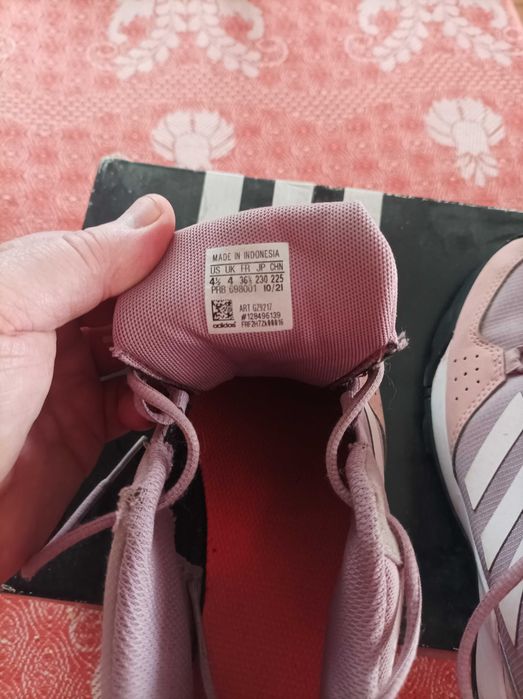 Adidasi ADIDAS pentru fetite marimea 36.5 personalizati cu numele DEEA