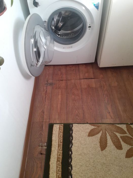 Куйлюк 2 массив, 2х комнатная 1й этаж. Мирабадский р-н.