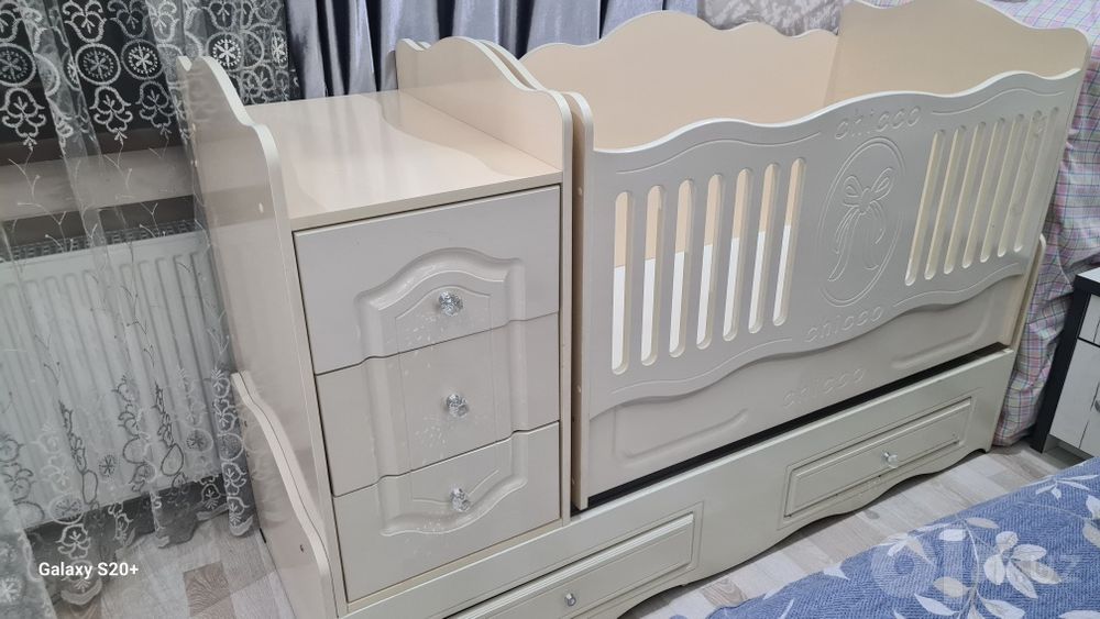 Коляски и детские  кроватьи