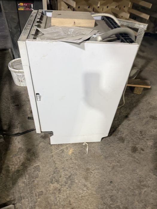 Посудомойка отдам бесплатно