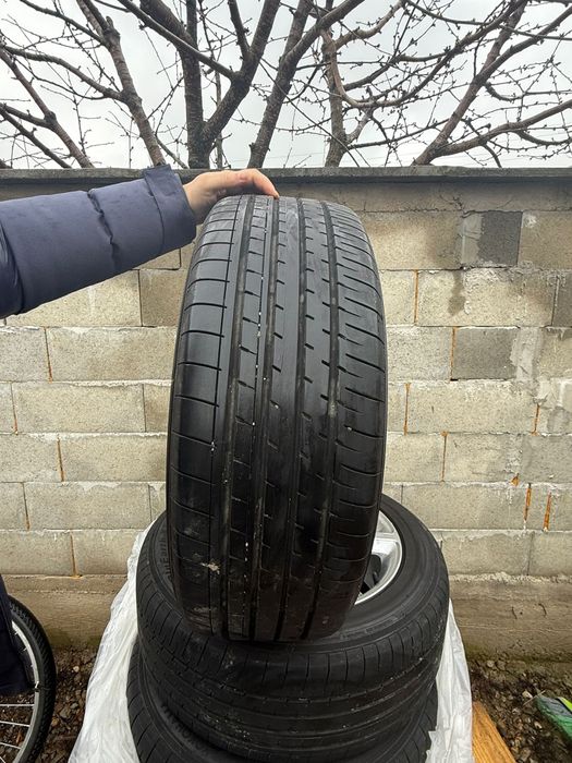 Vand cauciucuri de vara 235 55 19
