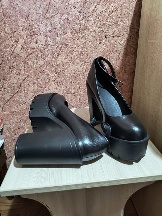 Туфли черные 37-38