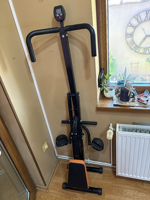Aparat fitness Ab Crunch stare foarte bună,fara defecte