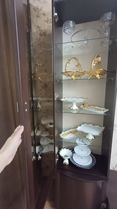 Продам стенку в отличном состоянии