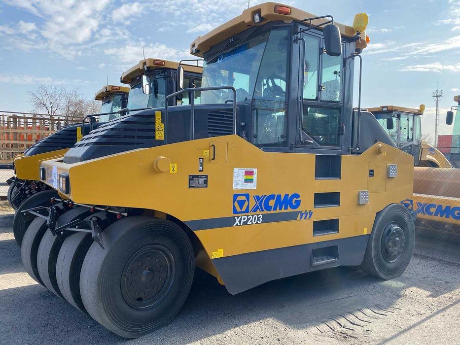 Дорожный каток -XMR403-4т.XS143J 14т.XS163J -16.XS203J-20т. XD83-8,5т.