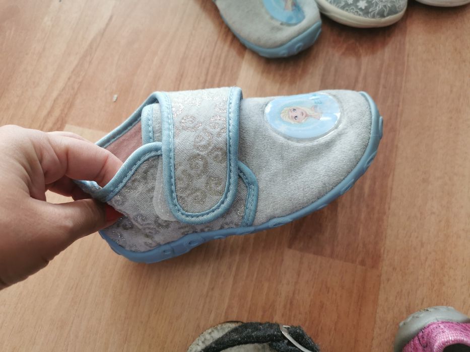 Tenesi/espadrile /papuci interior nr 27