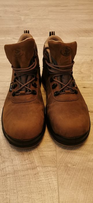 Vând bocanci protectie Trekker S3 SRC A169 Bicap