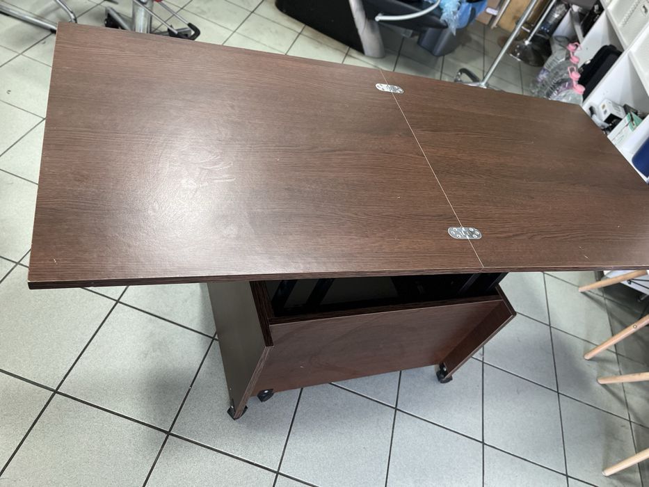 Masa extensibila cu sertar