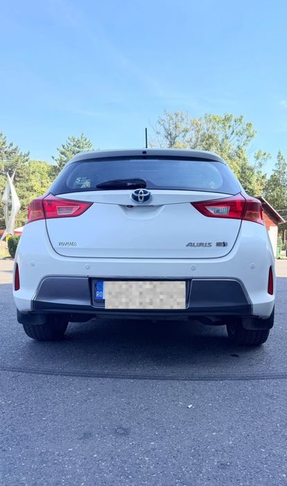 Toyota Auris Hybrid