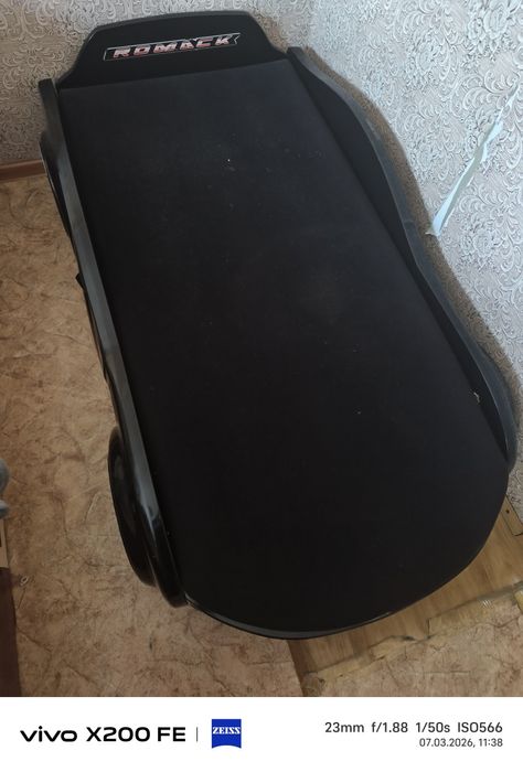 Продам кровать машинку