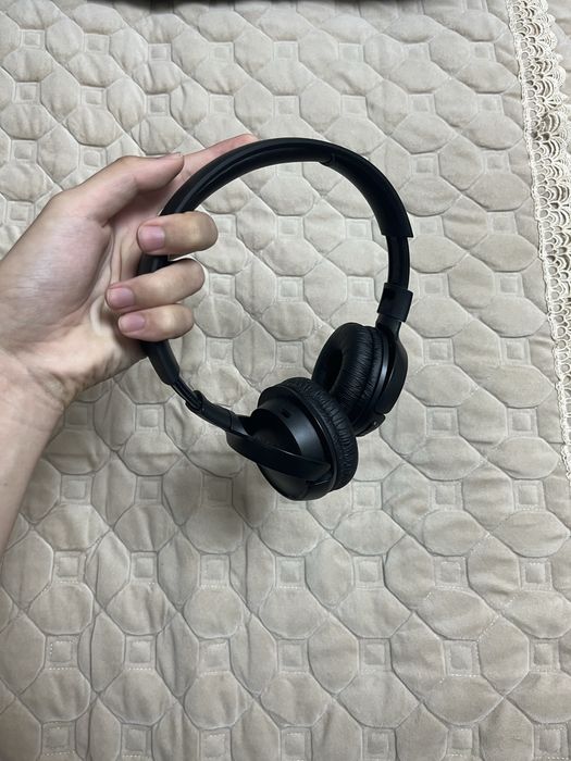 Продам наушники JBL tune 510bt