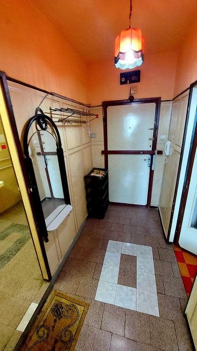 Дава се под наем Едностаен апартамент в Бургас, Славейков - 40 кв.м за 178.5 € - Снимка #3