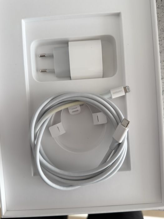 Ipad 9th gen 64gb в добро състояние