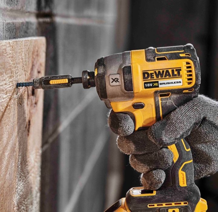 Импакт Безчетков Ударен Dewalt DCF887N/18V