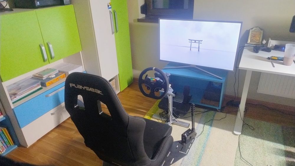 Simulator racing cu Volan moza R3 + PlaySeat evolution
