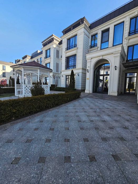 Продам 4-х ком. Аскарова ЖК "Hyde Park"