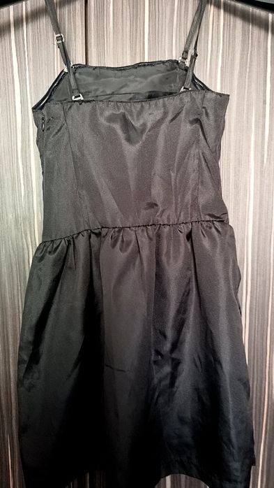 Малка черна рокля 10г