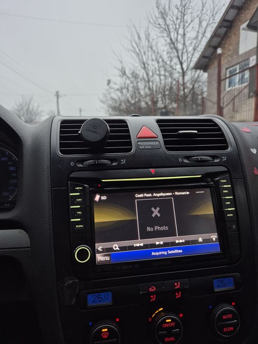 Navigatie kenwood dnx521vbt compatibilă pentru jetta mk5, golf 5 si Passat b6