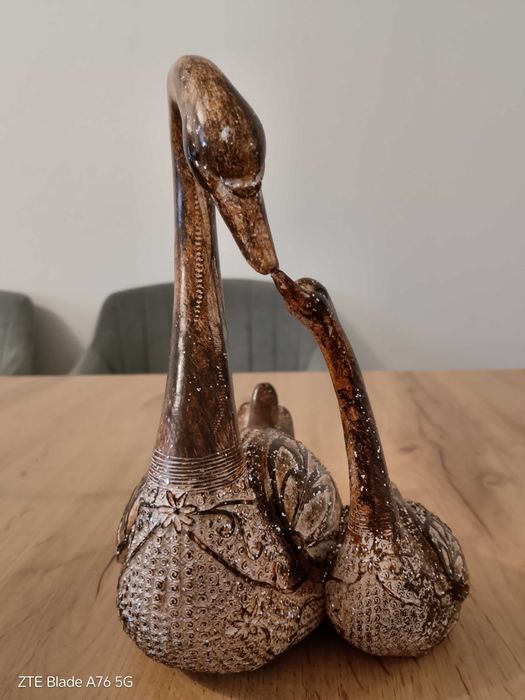 Статоетка лебеди