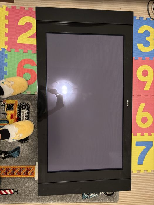 Телевизор Нео 42”